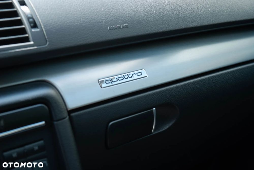 Audi A4 Avant 2.0 TDI DPF quattro - 21