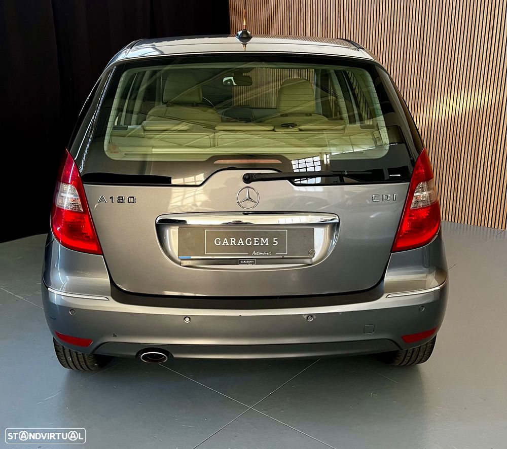 Mercedes-Benz A 180 CDi Elegance Automatic - 4