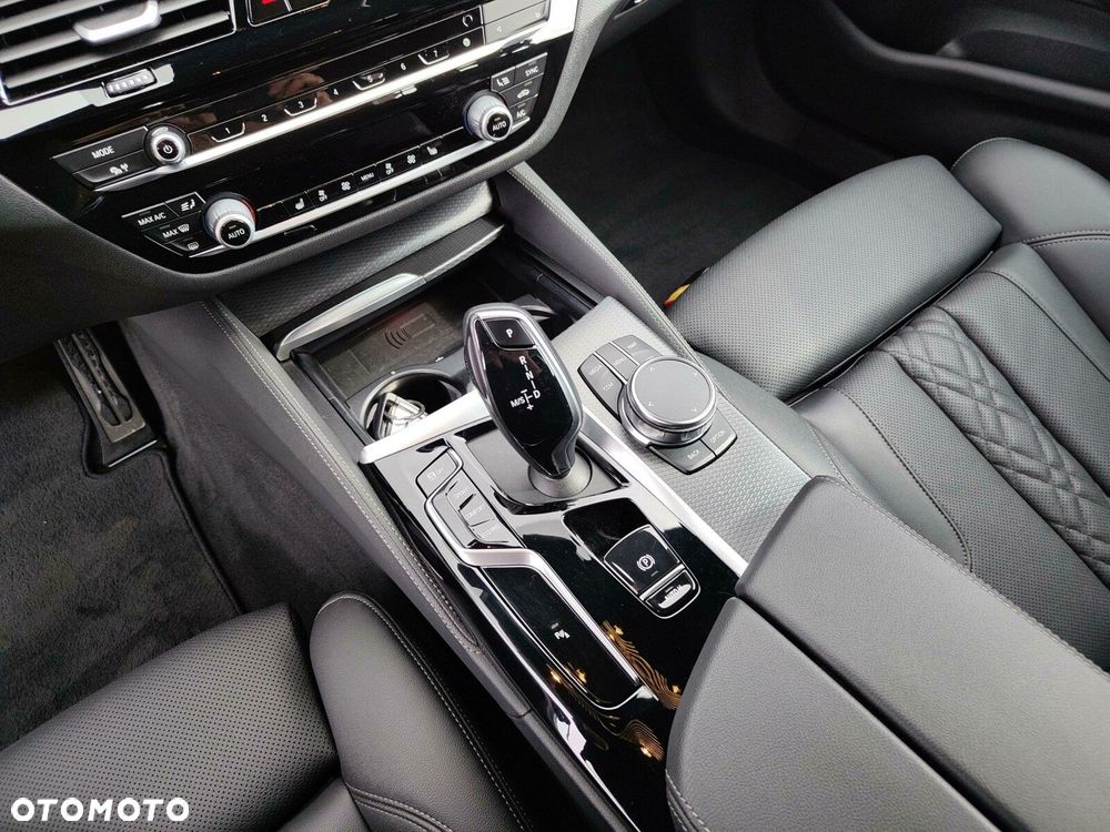 BMW Seria 5 - 17