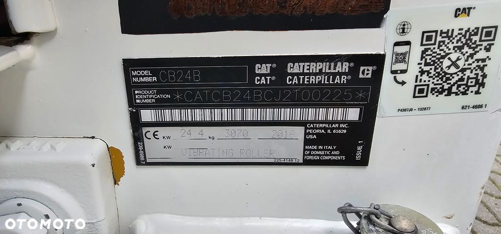 Caterpillar CAT CB 24 B cat CB24B walec drogowy - 23