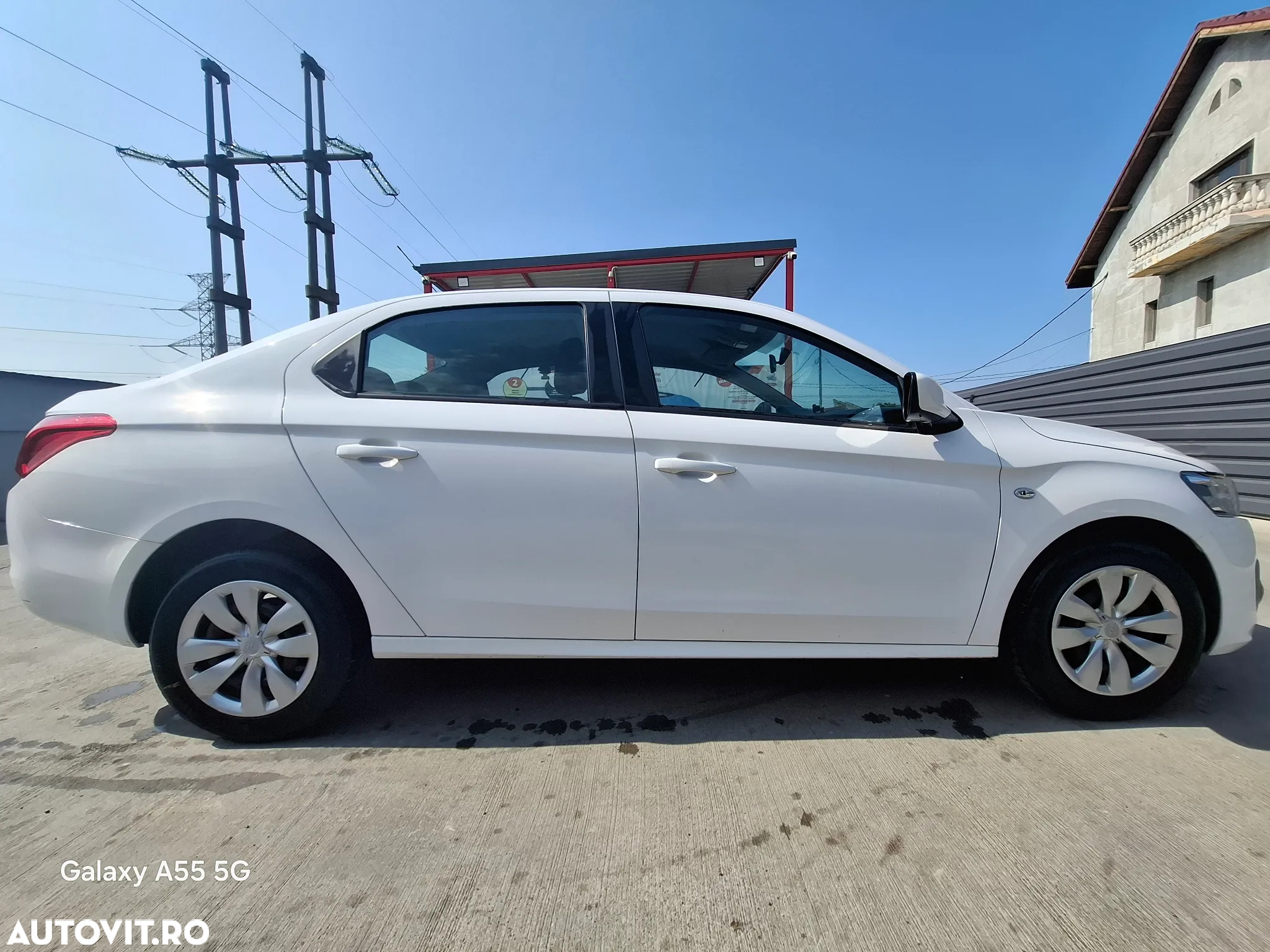 Citroën C-Elysée 1.6 BlueHDi BVM Shine - 4