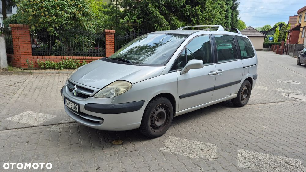 Citroën C8 2.0 16V Style - 1