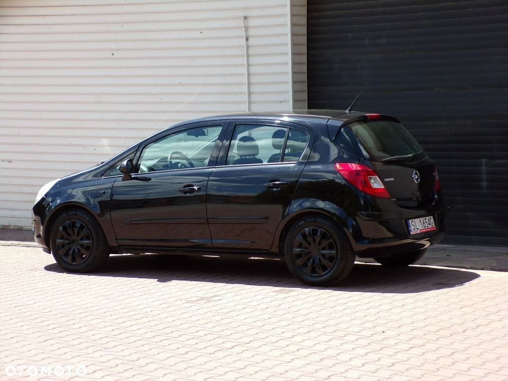 Opel Corsa - 11