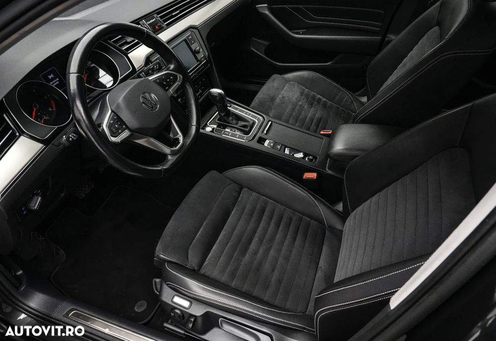 Volkswagen Passat 2.0 TDI DSG Comfortline - 12