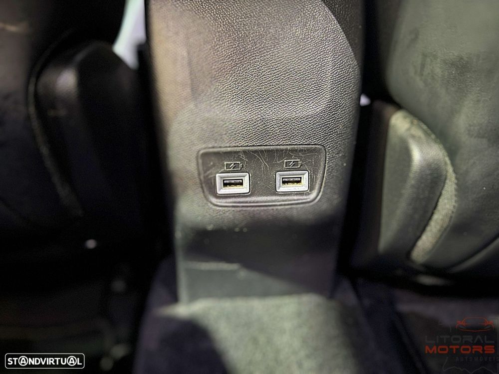 Peugeot 2008 1.2 PureTech Allure EAT8 - 14