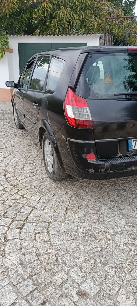 Renault Scénic 1.5 dCi Confort - 6