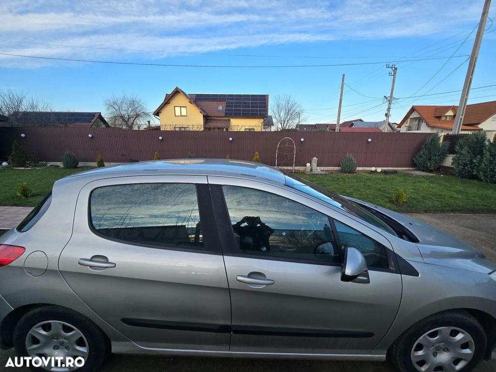 Peugeot 308 1.6E Confort Pack - 1