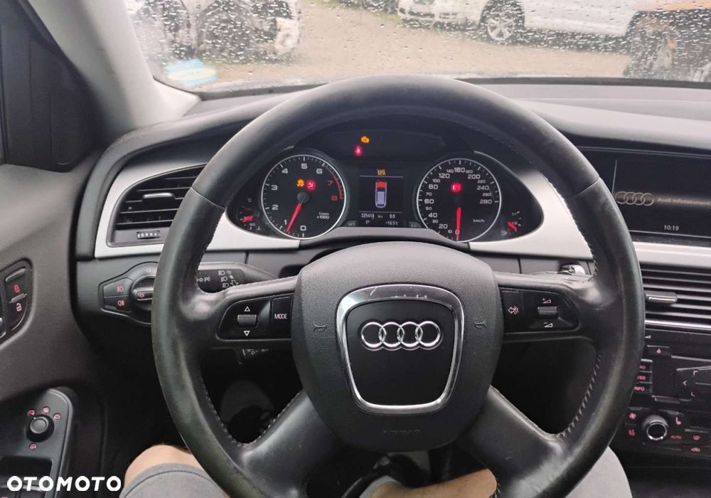 Audi A4 Avant - 12