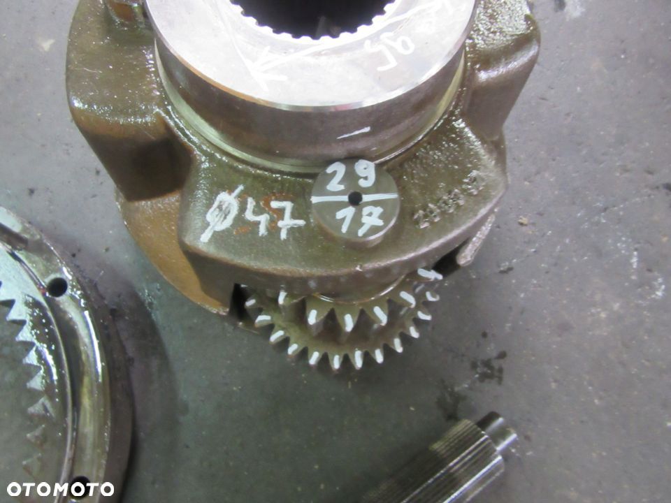 Układ planetarny zwolnica 3583791M1 3583792M2 3583789M1 Massey Ferguson 8110 8120 8130 8140 8150 - 3