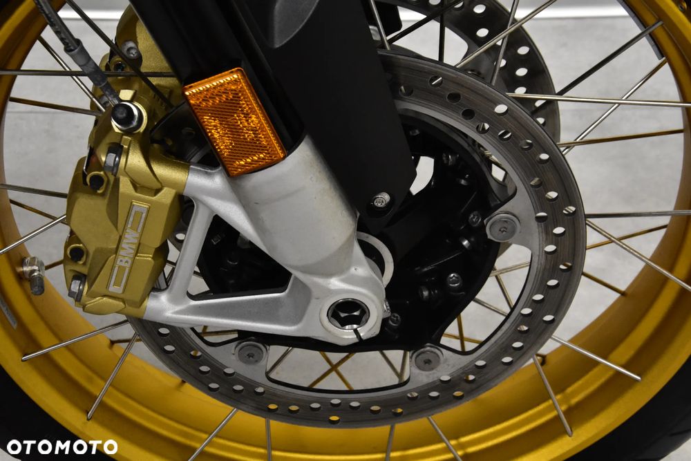 BMW GS - 25