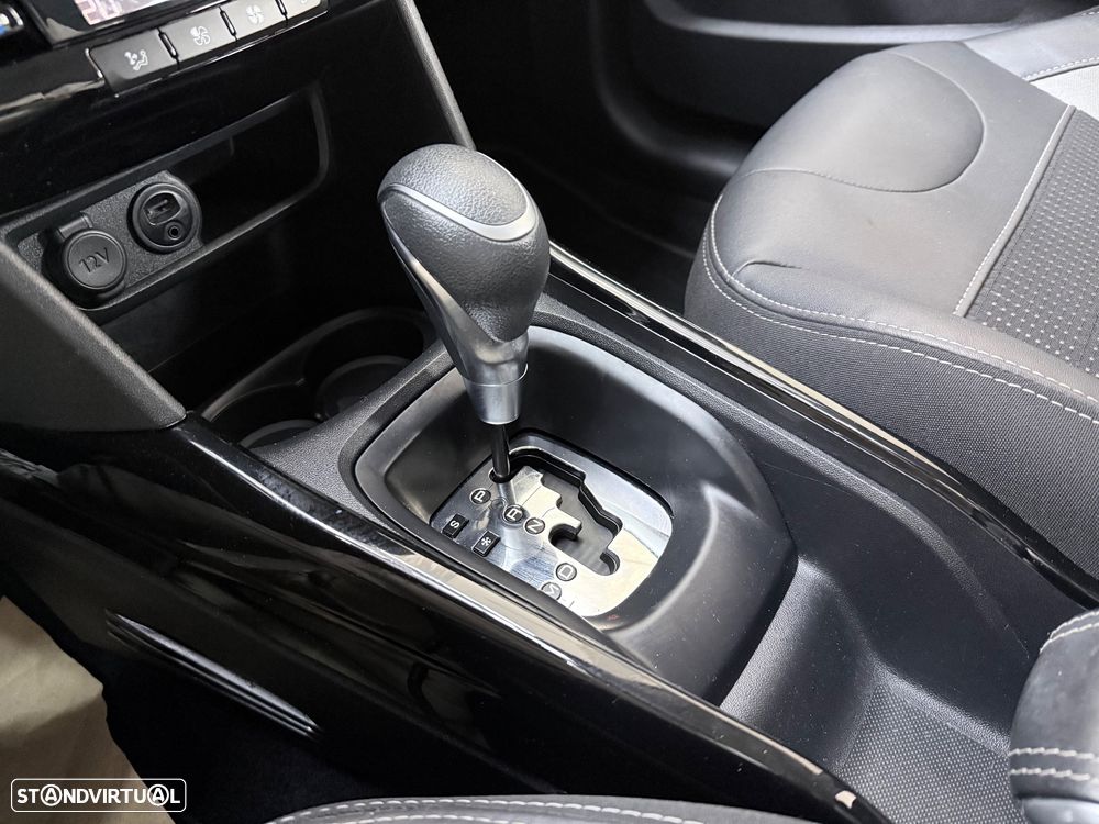 Peugeot 2008 PureTech 110 Stop&Start EAT6 Allure - 8