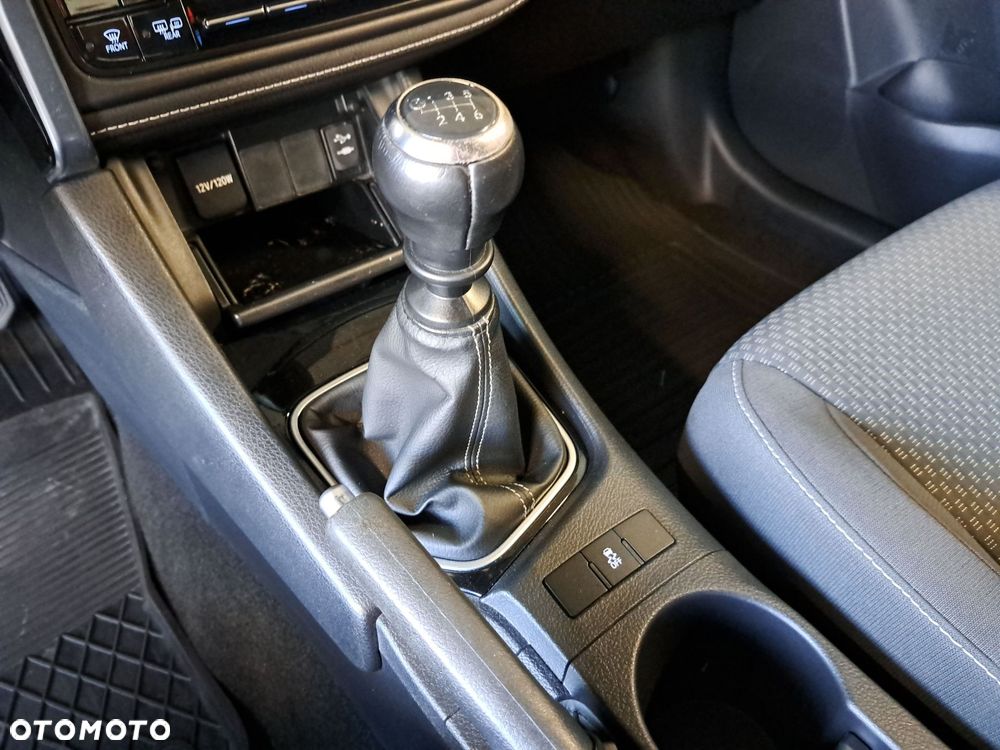 Toyota Corolla 1.6 Premium EU6 - 25