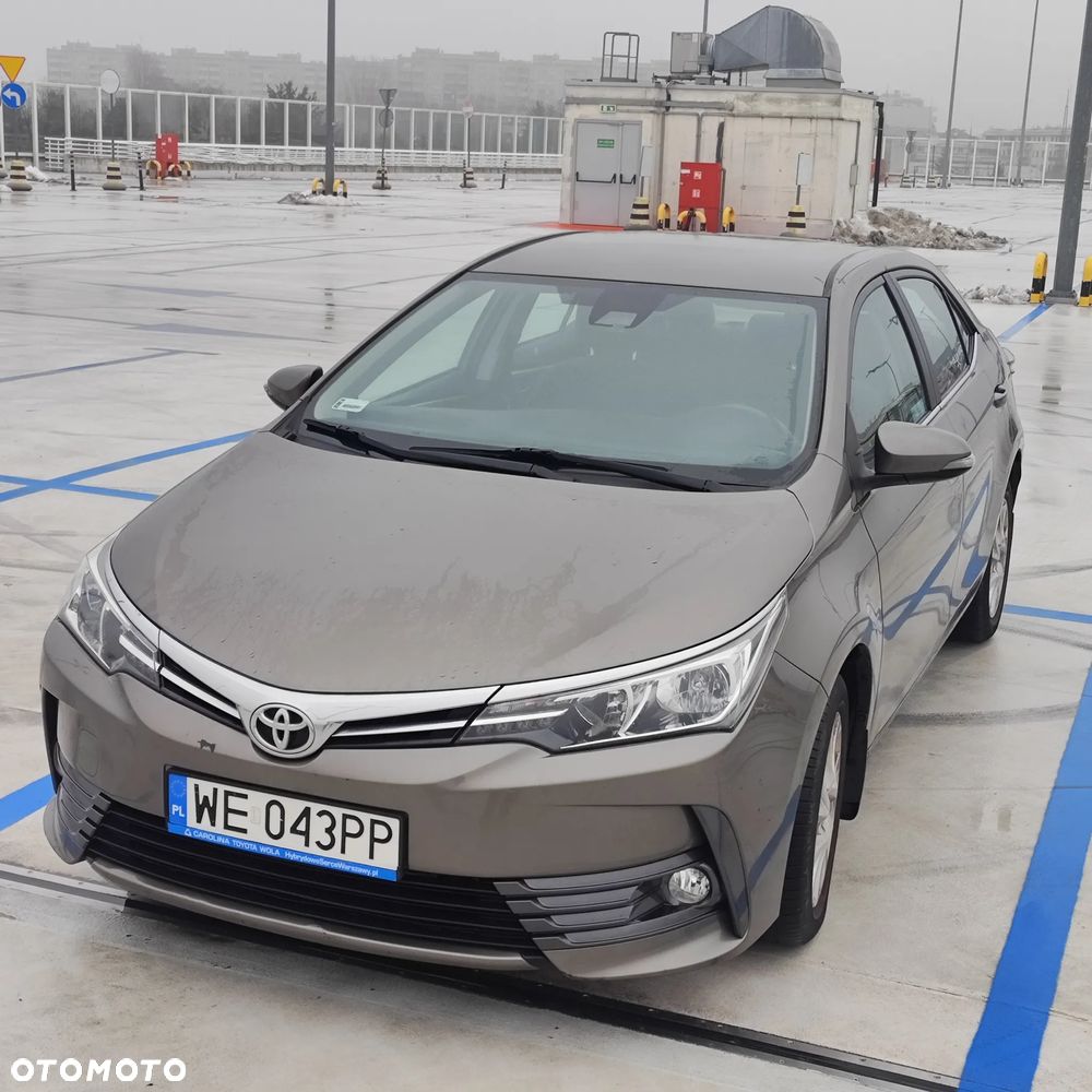 Toyota Corolla 1.6 Comfort - 8