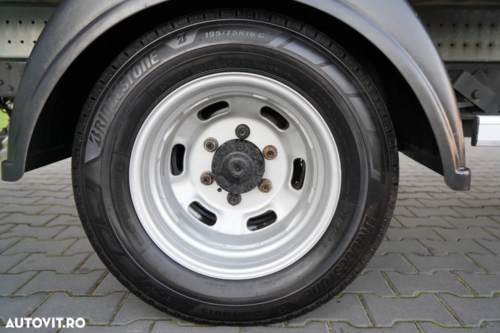 Iveco DAILY 35-140 / FRIGIDER / THERMO KING / RAFTURI / MANUAL / TWIN / - 26