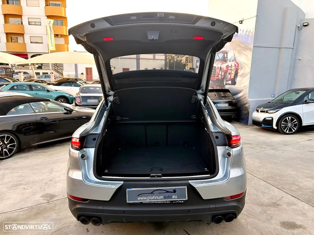 Porsche Cayenne Coupé E-Hybrid - 33