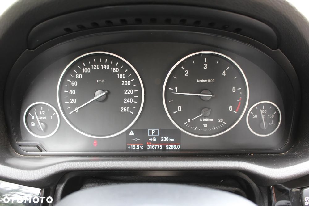 BMW X3 xDrive20d Luxury Line - 27