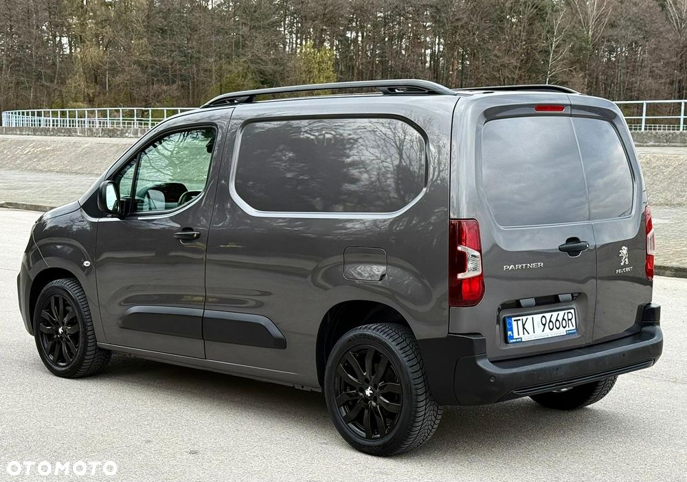 Peugeot Partner 1.5 130KM Automat 3 Osobwy Salon Polska Bezwypadkowy FVAT23% - 6
