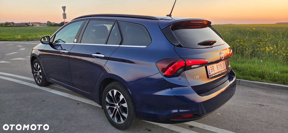 Fiat Tipo 1.4 T-Jet Mirror - 4
