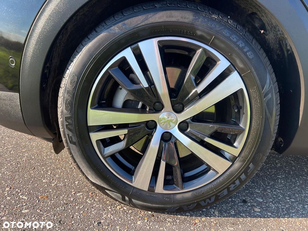 Peugeot 3008 1.6 PureTech Hybrid PHEV Allure Pack S&S EAT8 - 28