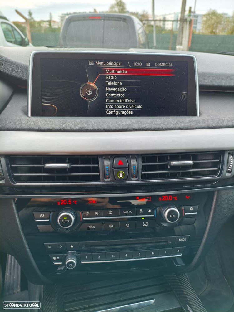 BMW X5 25 d sDrive Comfort 7L - 12