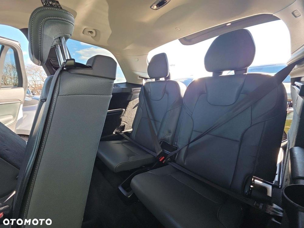 Volvo XC 90 T6 AWD Geartronic Momentum - 8