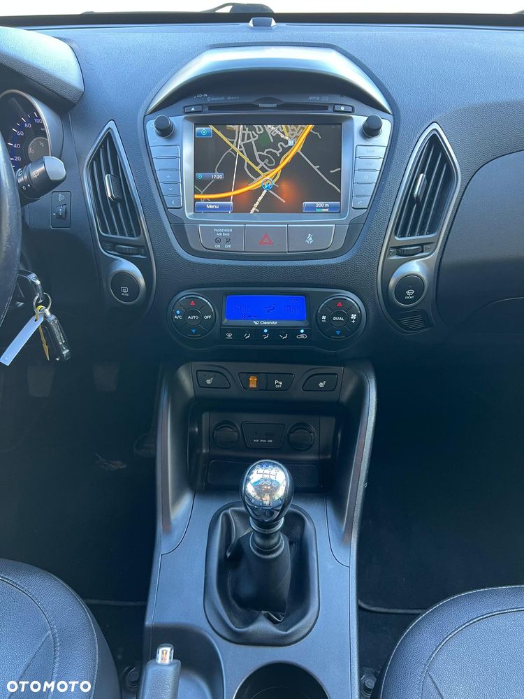 Hyundai ix35 1.7 CRDi 2WD blue Finale Gold - 7