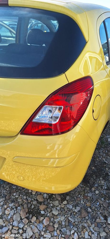 STOP SPATE LAMPA OPEL CORSA D - 5