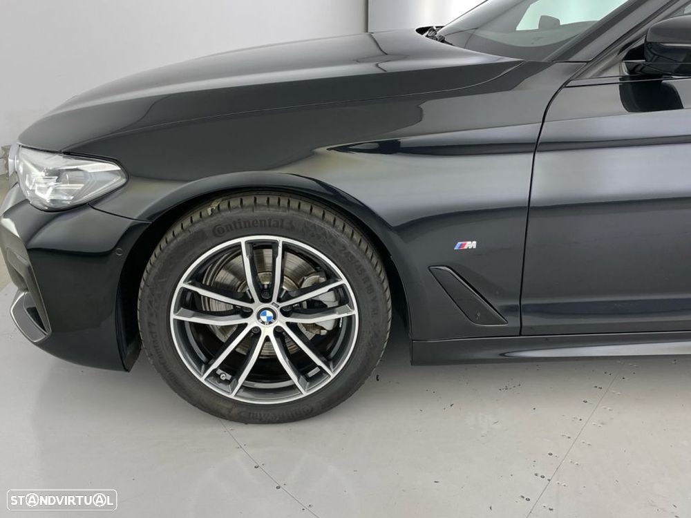 BMW 520 d Pack Desportivo M Auto - 20