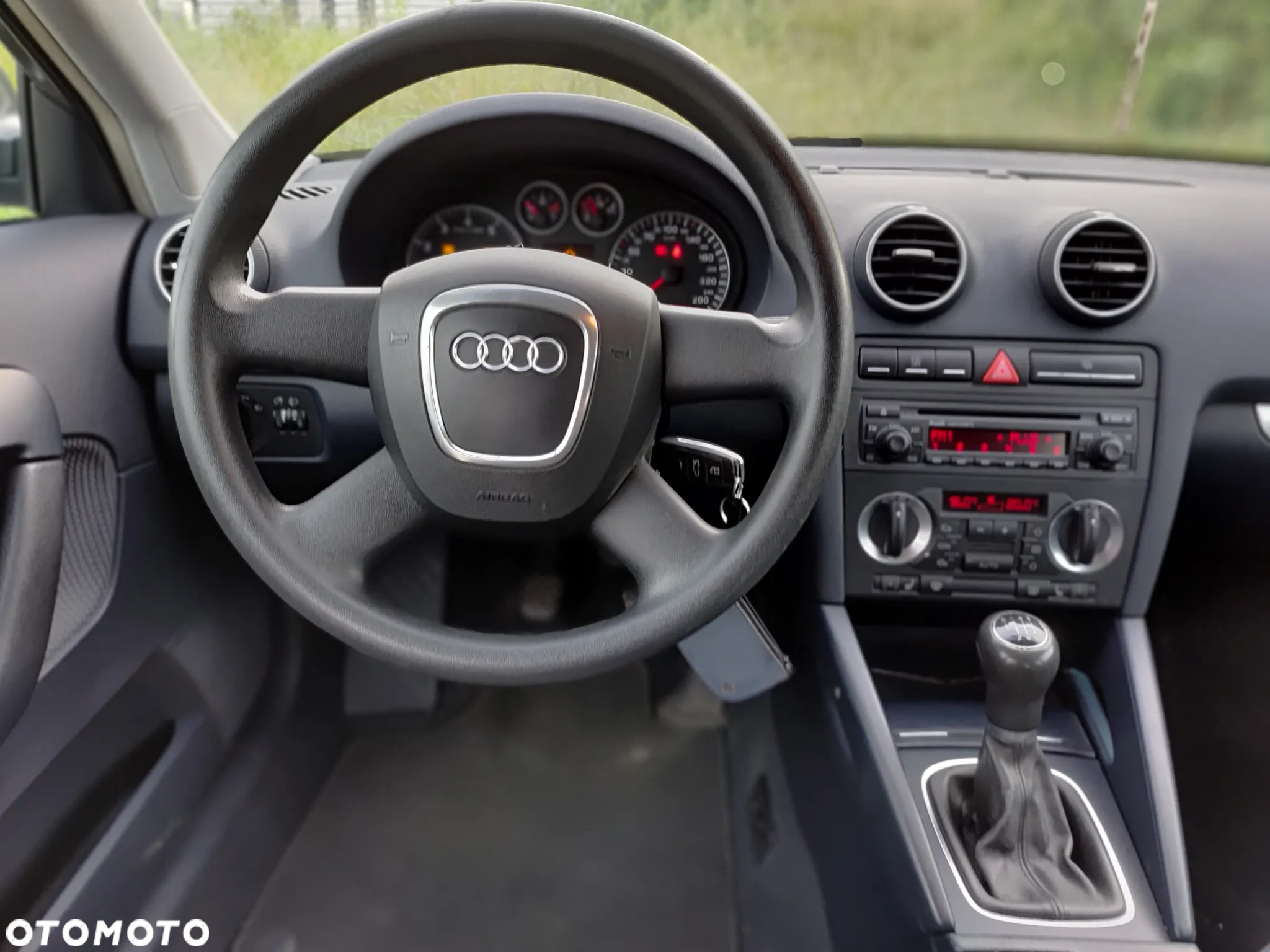 Audi A3 2.0 FSI Ambiente - 8