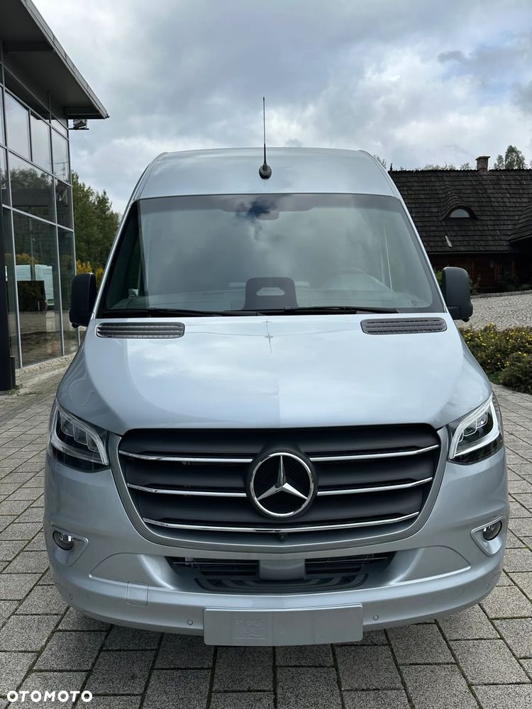 Mercedes-Benz Sprinter - 3