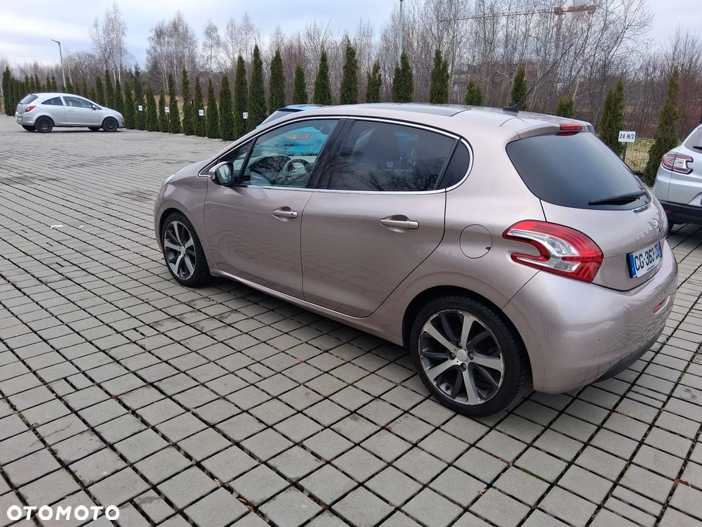 Peugeot 208 e-HDi 92 Stop&Start Style - 7