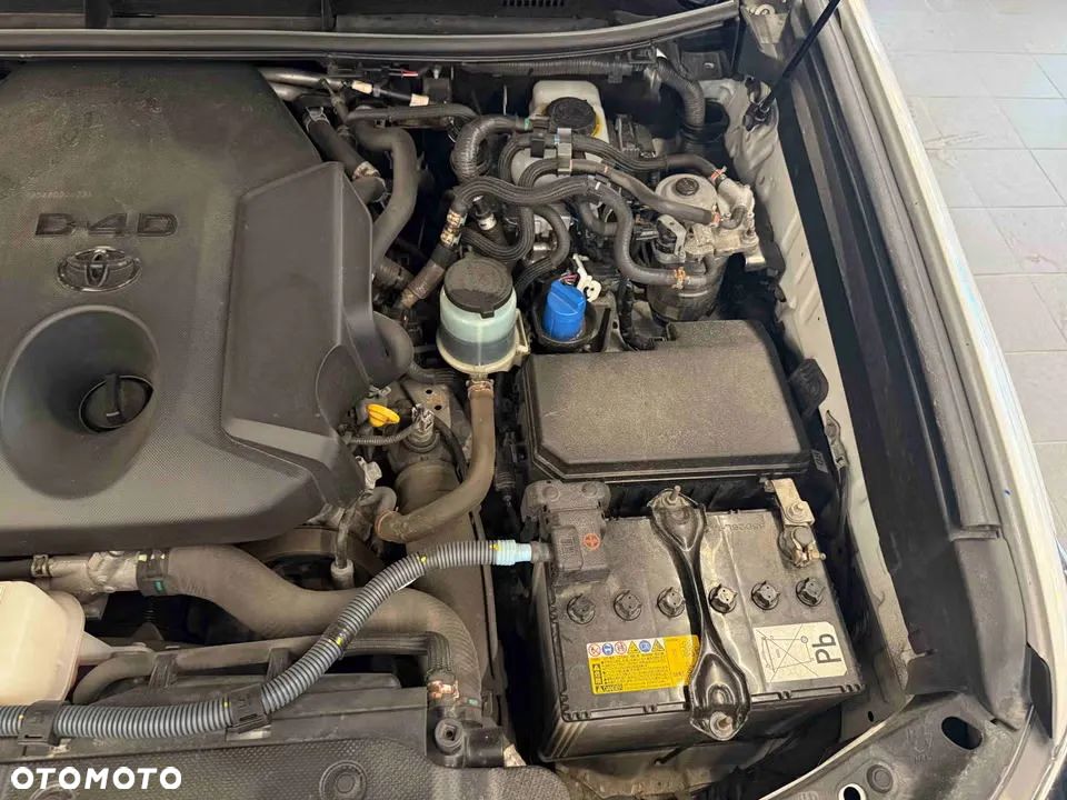 Toyota Land Cruiser 2.8 D-4D Automatik Comfort - 28