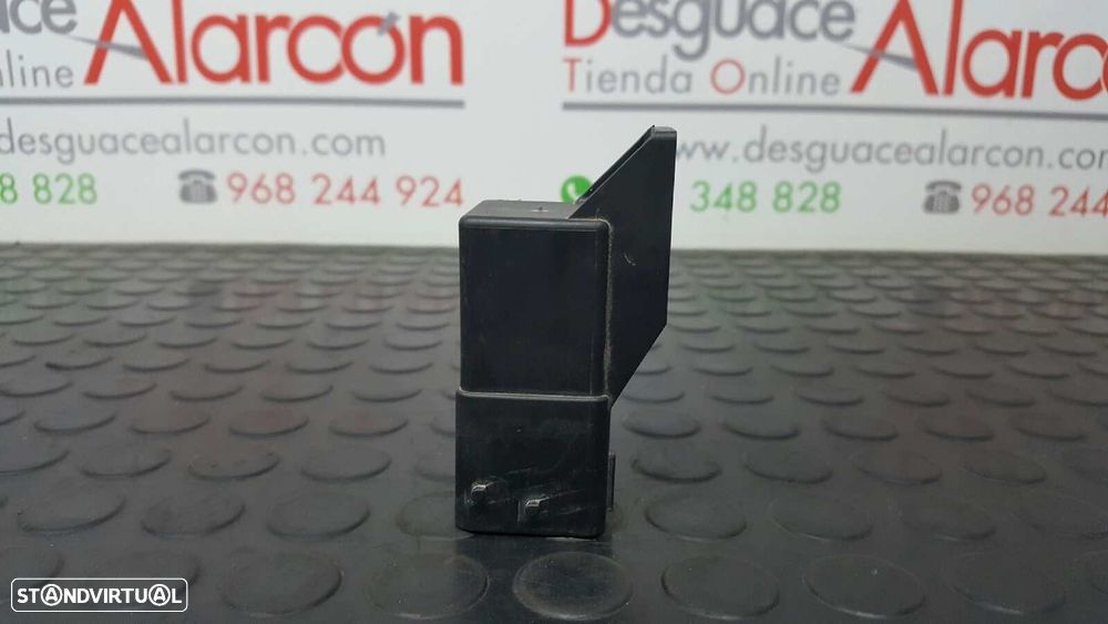 CAIXA DE PRÉ AQUECIMENTO PEUGEOT PARTNER (S2) COMBI PLUS - 2