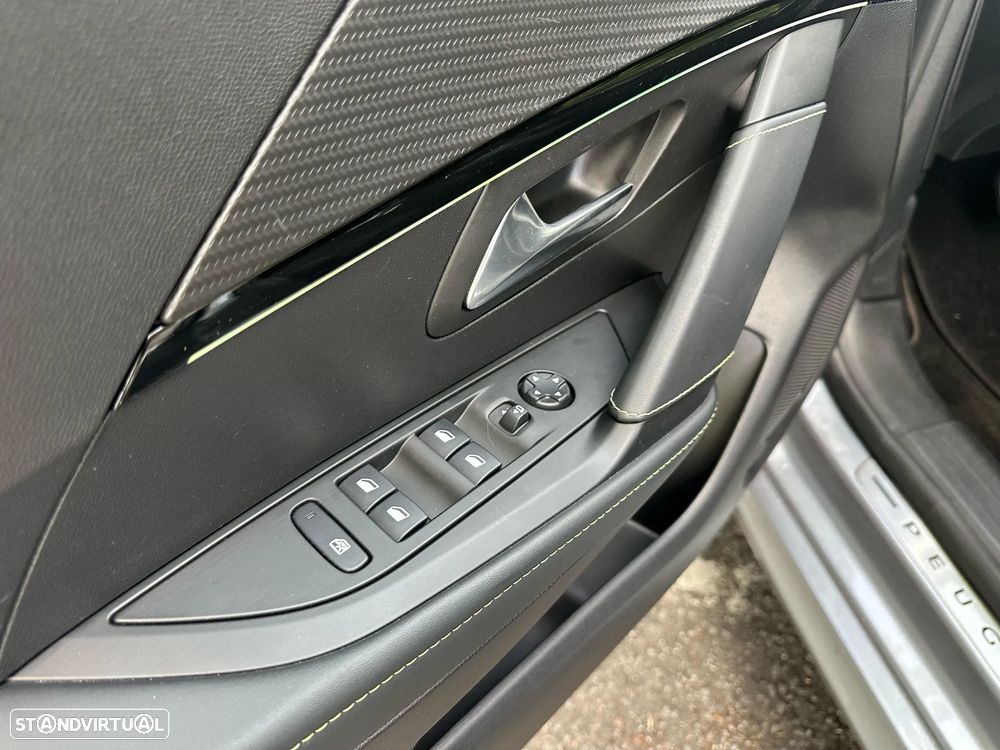 Peugeot e-208 50 kWh GT Line - 22