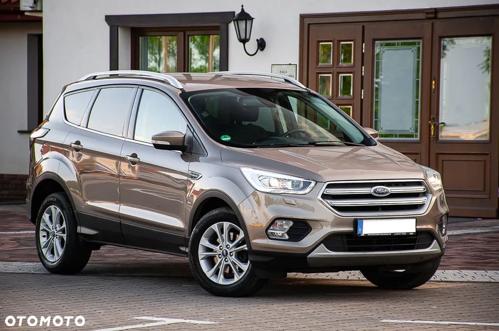 Ford Kuga 2.0 TDCi AWD Titanium - 9