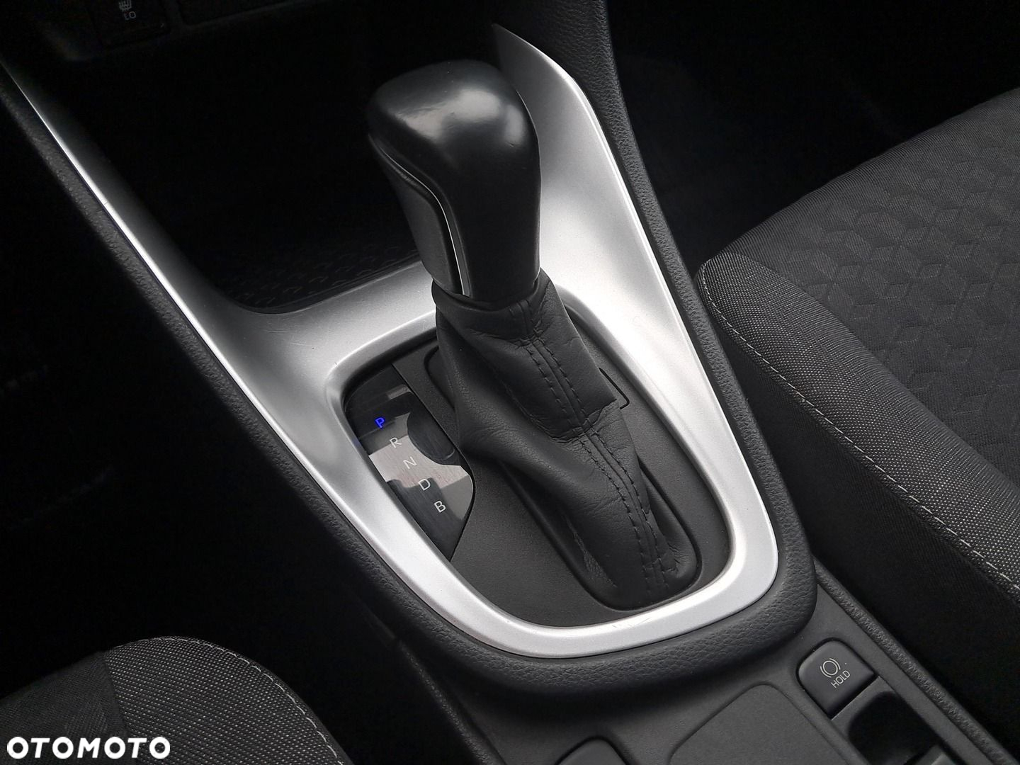 Toyota Yaris - 25