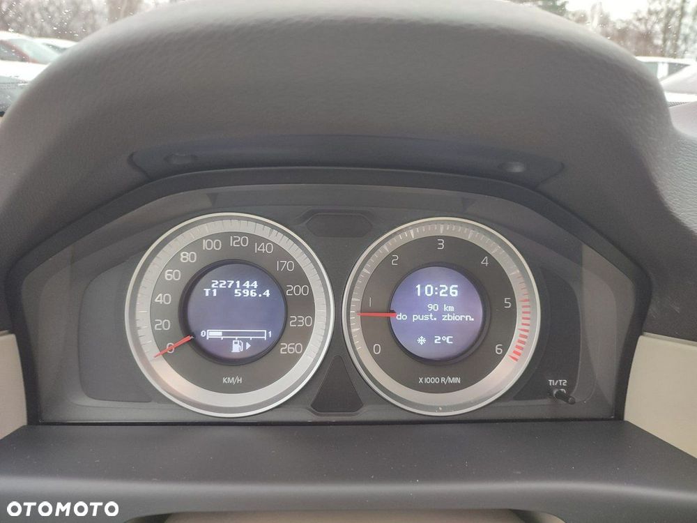 Volvo XC 70 D5 AWD Summum - 18