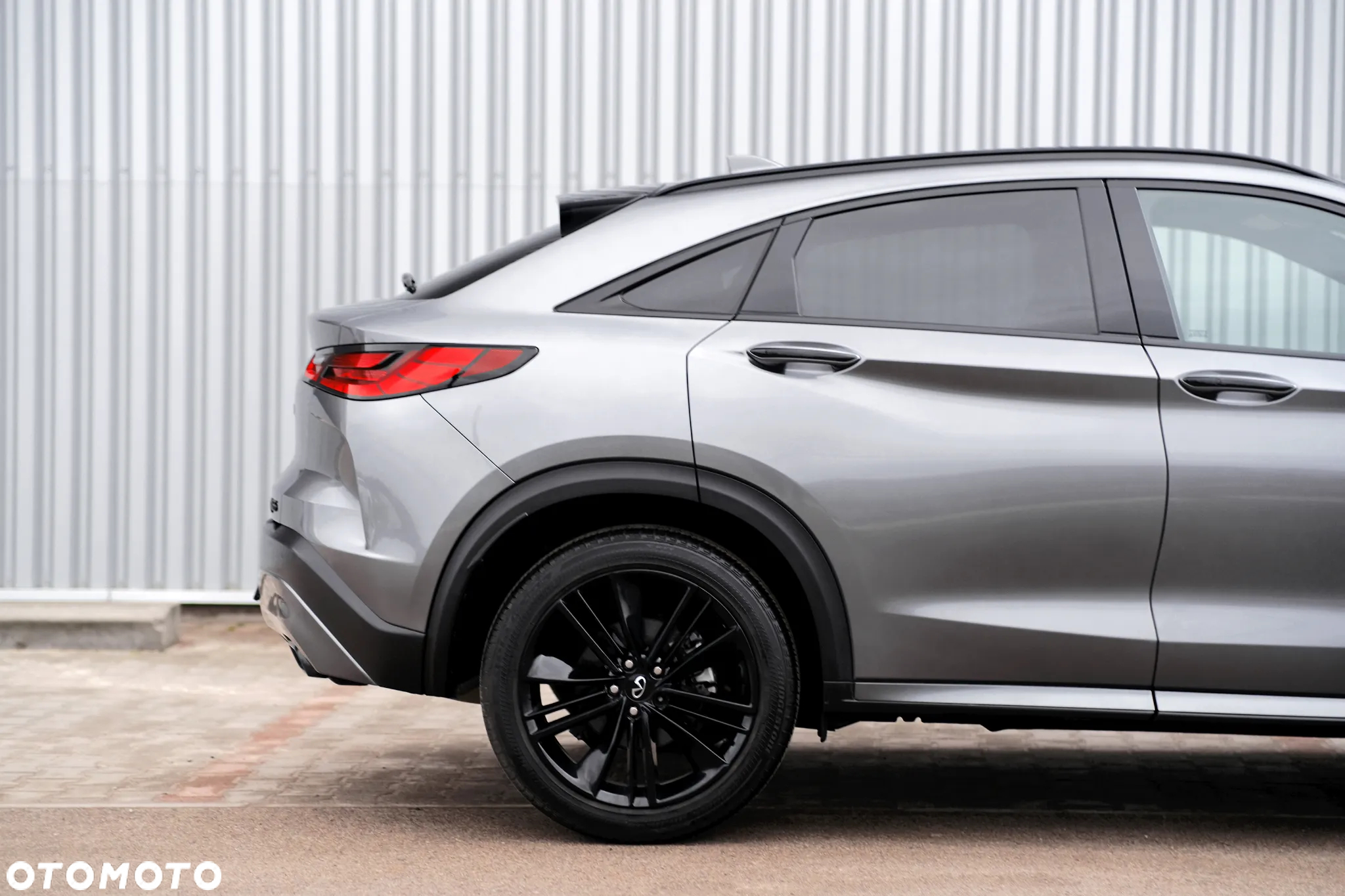 Infiniti QX50 - 15