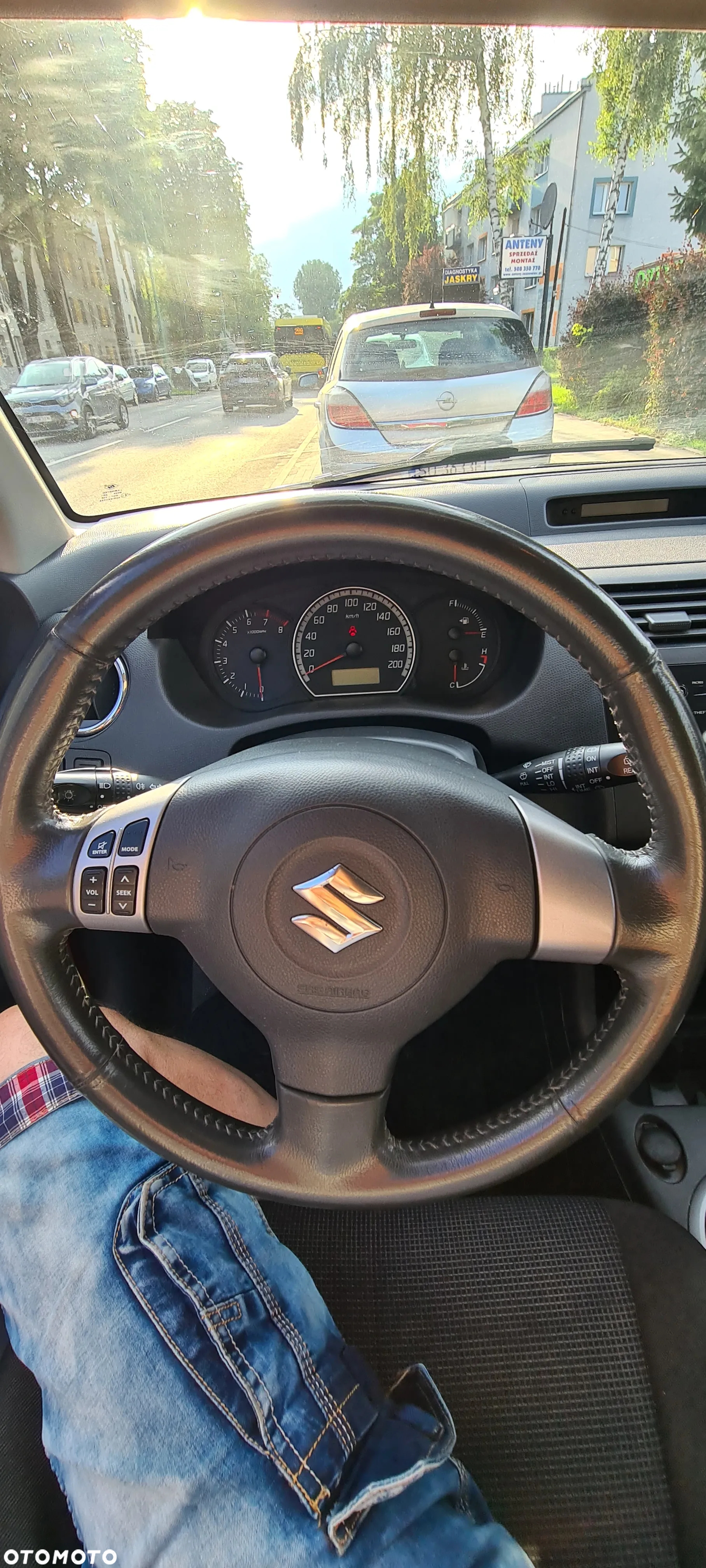 Suzuki Swift - 10