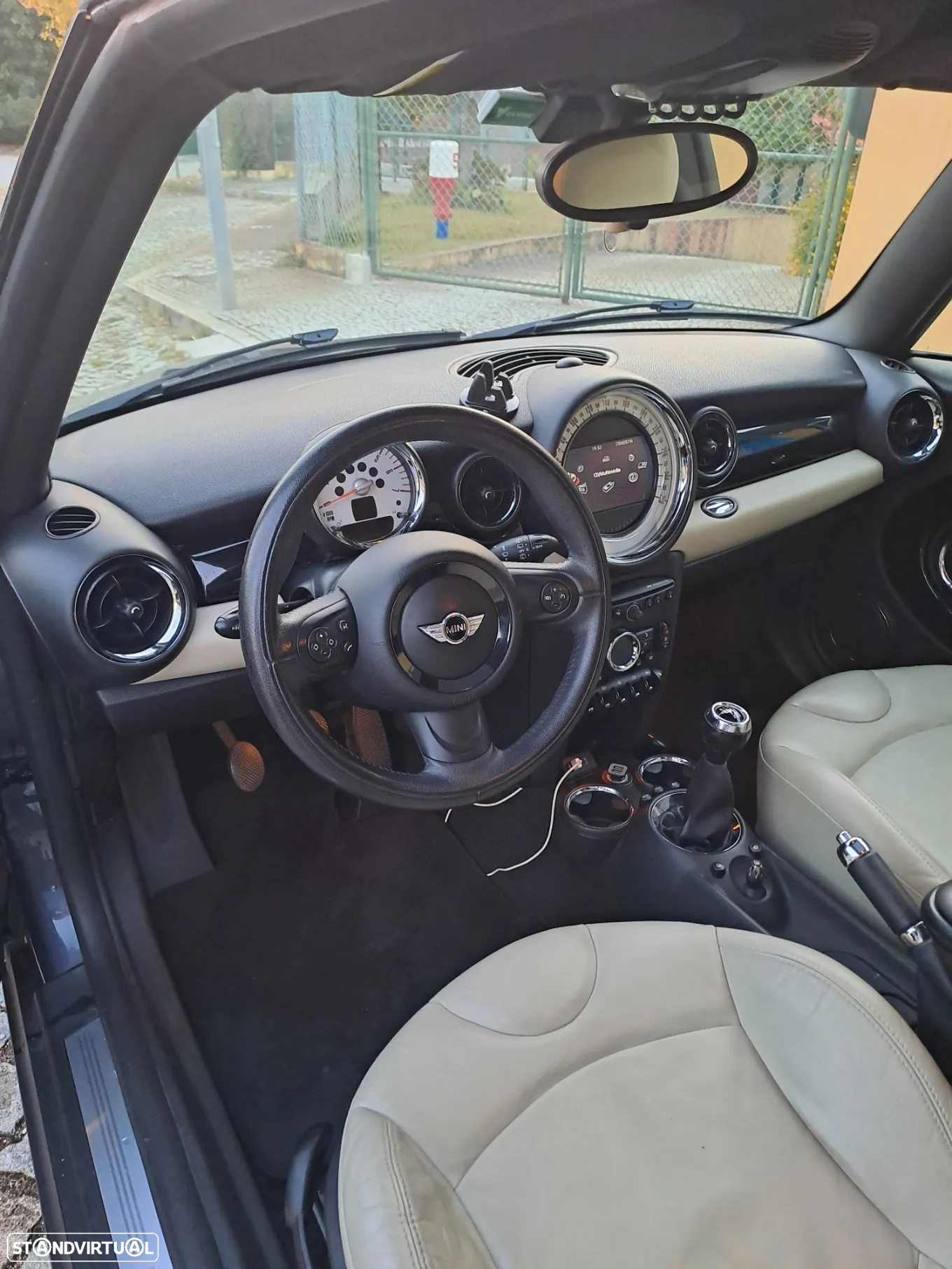 MINI Clubman Cooper D - 4