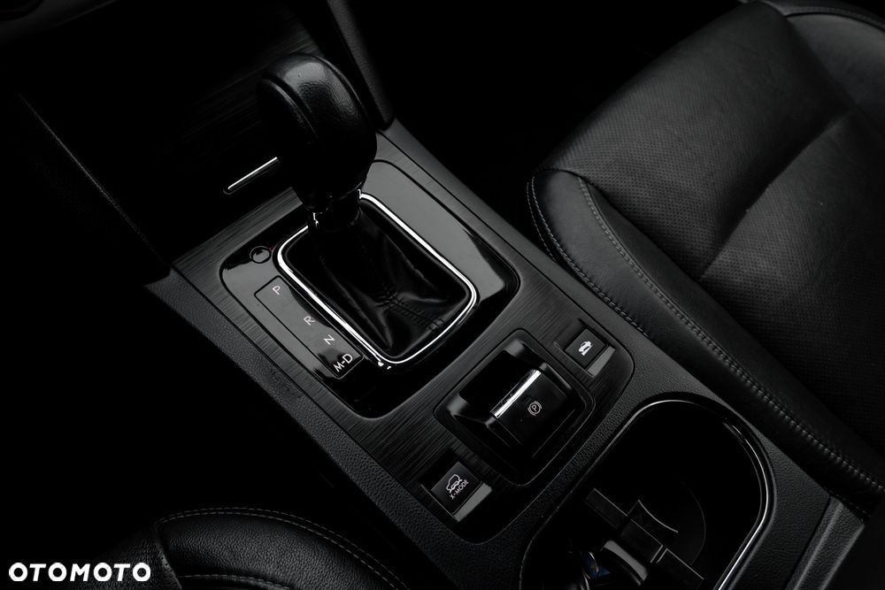 Subaru Outback 2.5RC NAV - 36