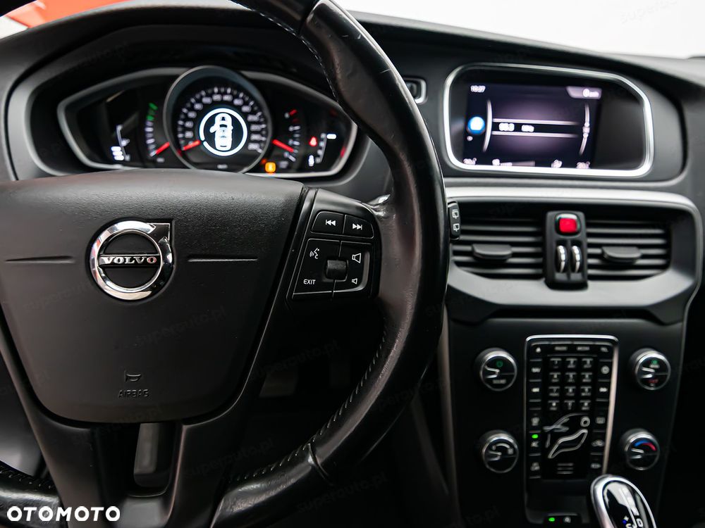 Volvo V40 - 15