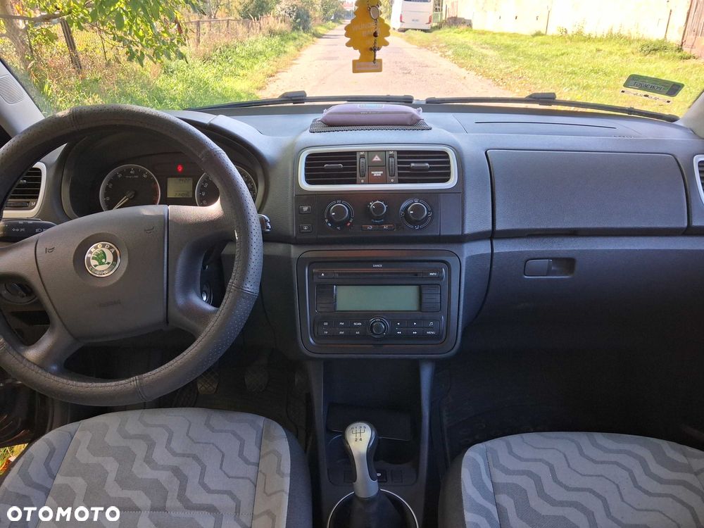 Skoda Fabia - 6
