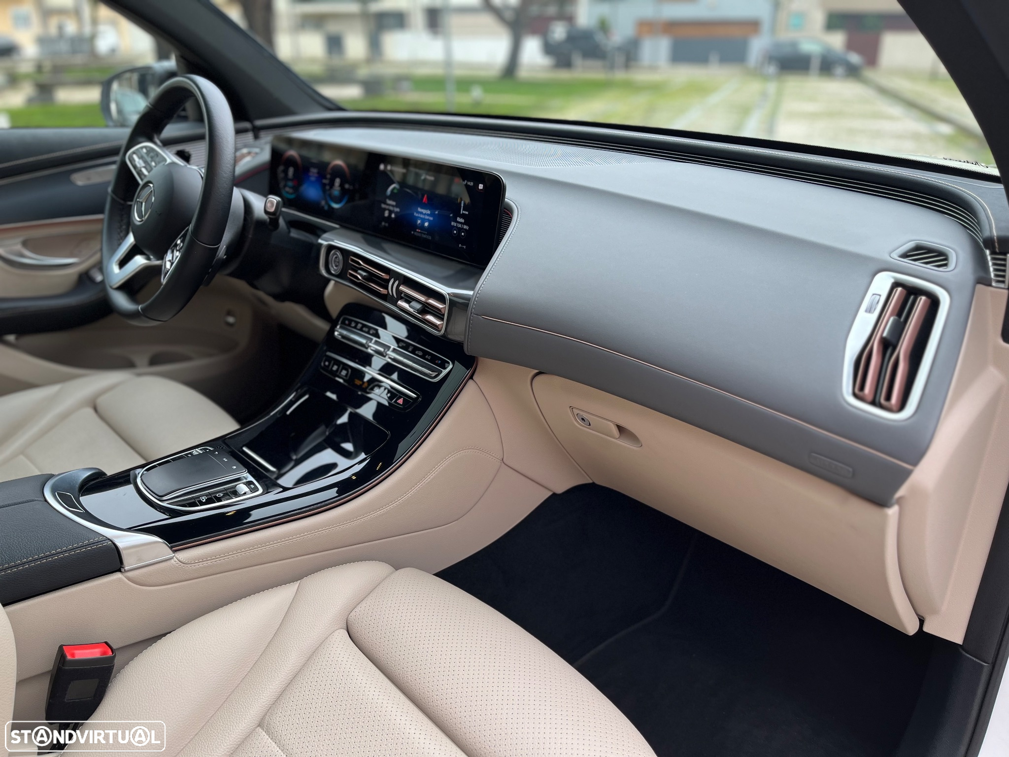 Mercedes-Benz EQC 400 4Matic Electric Art - 16