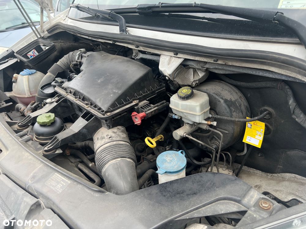 Volkswagen Crafter 163 konie, silnik po kapitalnym zdrowa buda, pięknie jedzie - 16