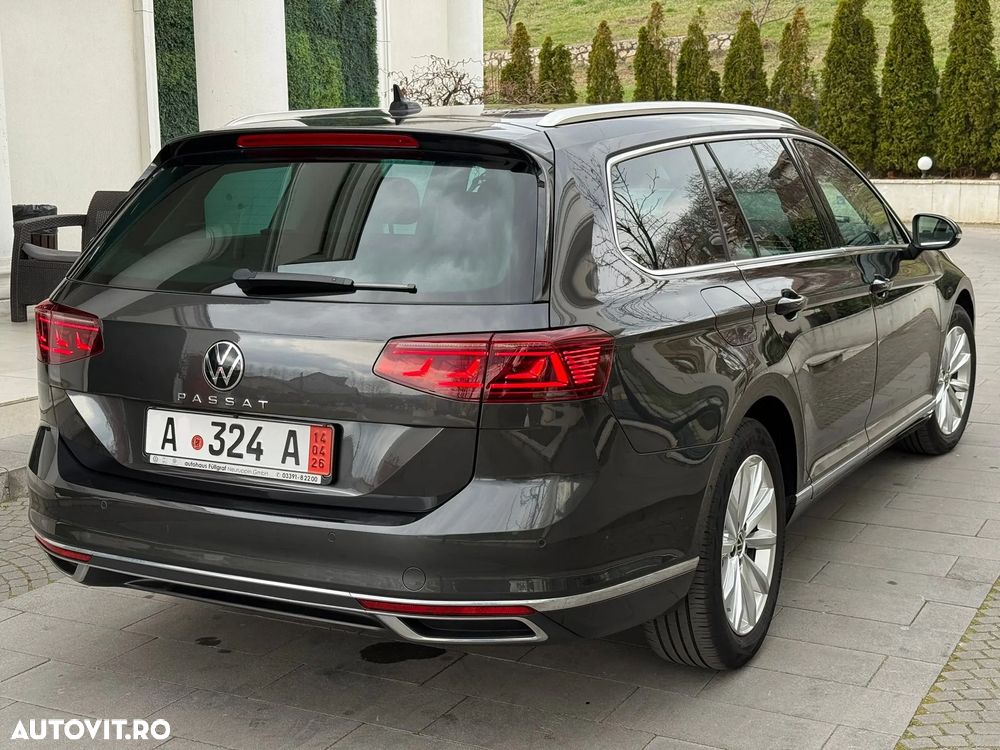 Volkswagen Passat 2.0 TDI SCR Elegance - 8