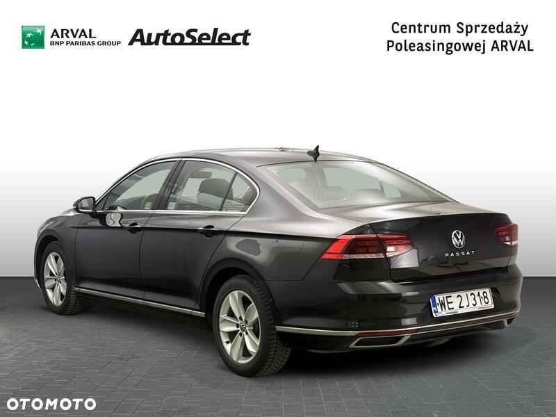 Volkswagen Passat - 3