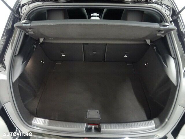 Mercedes-Benz A 250 4MATIC - 6