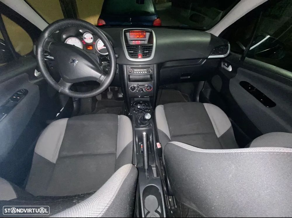 Peugeot 207 1.4 16V Sport - 5