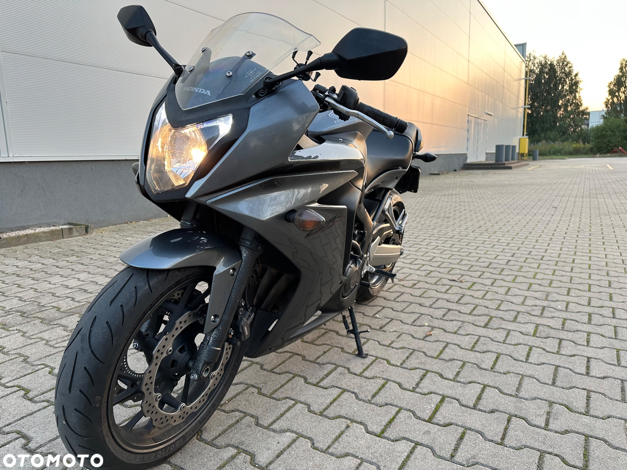 Honda CBR - 23